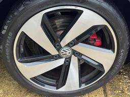 Volkswagen Golf 2.0 TSI GTI Performance DSG Euro 6 (s/s) 5dr at 33th