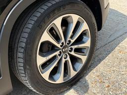 Kia Sorento 2.2 CRDi KX-4 Auto AWD Euro 5 5dr at 50th