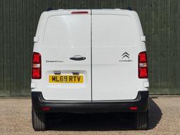 Citroen Dispatch 2.0 BlueHDi 1400 Enterprise M FWD 2 Euro 6 (s/s) 6dr at 15th
