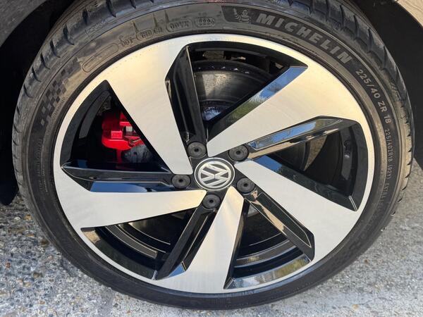 Volkswagen Golf 2.0 TSI GTI Performance DSG Euro 6 (s/s) 5dr