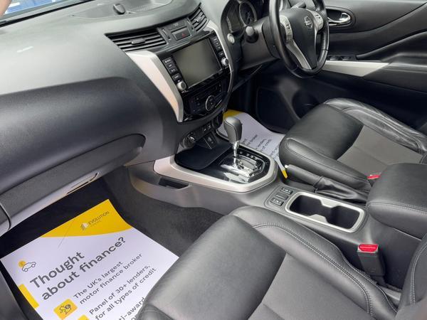 Nissan Navara 2.3 dCi N-Guard Auto 4WD Euro 6 4dr