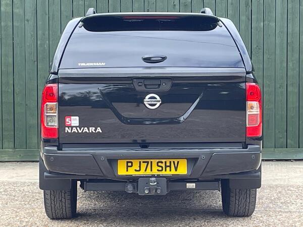 Nissan Navara 2.3 dCi N-Guard Auto 4WD Euro 6 4dr