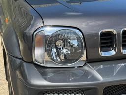 Suzuki Jimny 1.3 SZ4 3dr at 38th