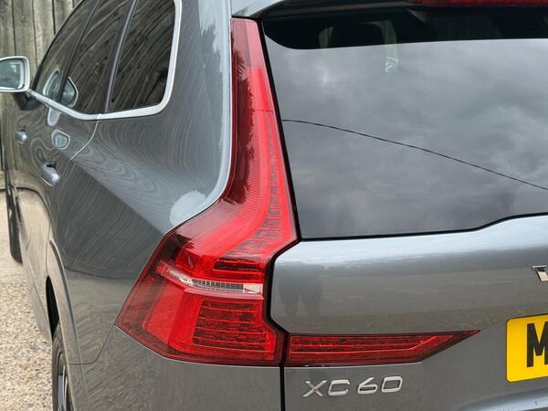 Volvo XC60 2.0 T5 R-Design Auto AWD Euro 6 (s/s) 5dr