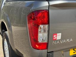 Nissan Navara 2.3 dCi Acenta 4WD Euro 6 (s/s) 4dr at 45th