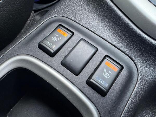 Nissan Navara 2.3 dCi Tekna Auto 4WD Euro 6 4dr