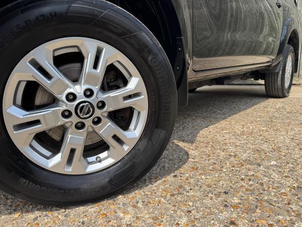 Nissan Navara 2.3 dCi Acenta 4WD Euro 6 (s/s) 4dr