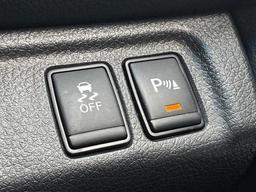 Nissan Navara 2.3 dCi Tekna Auto 4WD Euro 6 4dr at 46th