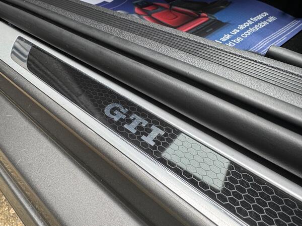 Volkswagen Polo 2.0 TSI GTI DSG Euro 6 (s/s) 5dr