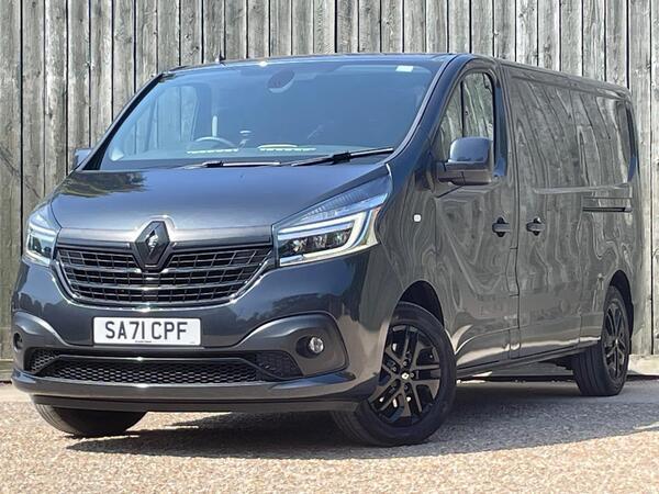 Renault Trafic 2.0 dCi ENERGY 30 Black Edition LWB Standard Roof Euro 6 (s/s) 5dr