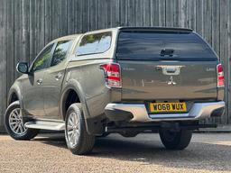 Mitsubishi L200 2.4 DI-D DC Barbarian 4WD Euro 6 4dr at 3th
