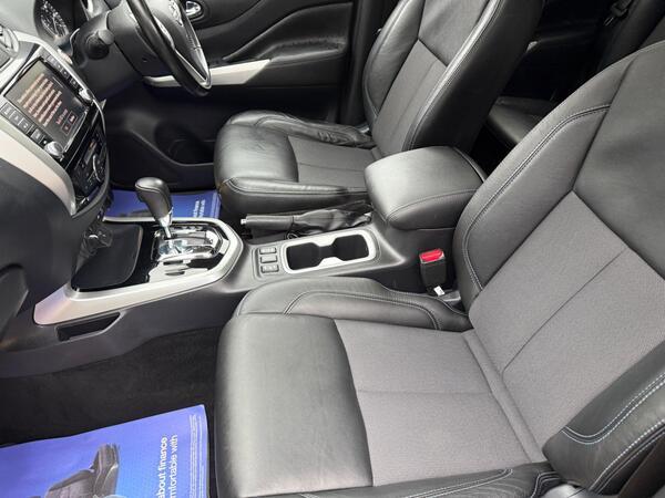 Nissan Navara 2.3 dCi N-Guard Auto 4WD Euro 6 4dr
