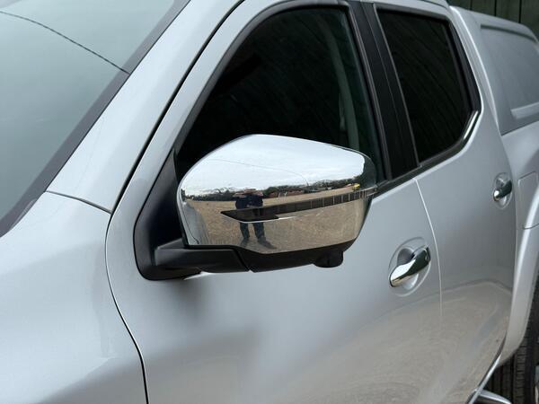 Nissan Navara 2.3 dCi Tekna Auto 4WD Euro 6 4dr