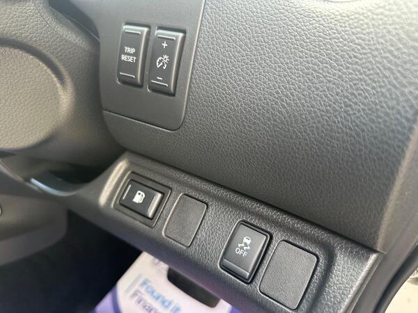 Nissan Navara 2.3 dCi Tekna Auto 4WD Euro 6 4dr
