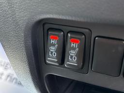 Mitsubishi L200 2.4 DI-D DC Barbarian Auto 4WD Euro 5 4dr at 34th