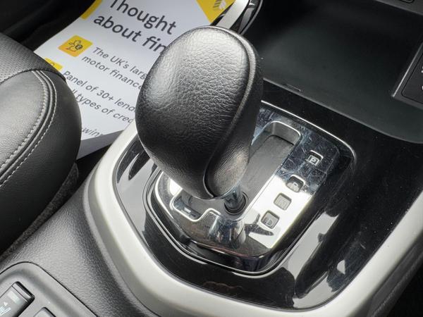 Nissan Navara 2.3 dCi Tekna Auto 4WD Euro 6 4dr