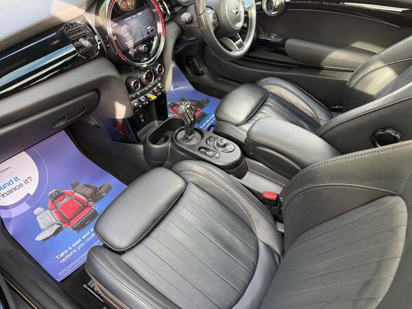 MINI Electric Hatch Cooper SE 32.6kWh Level 3 Auto 3dr