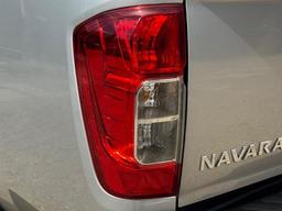 Nissan Navara 2.3 dCi Tekna Auto 4WD Euro 6 4dr at 52th