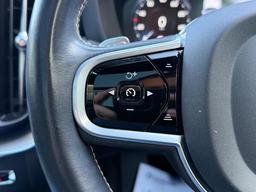 Volvo XC60 2.0 D4 R-Design Auto Euro 6 (s/s) 5dr at 29th
