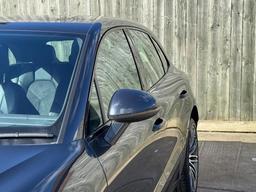 Porsche Macan 3.0 TD V6 S PDK 4WD Euro 6 (s/s) 5dr at 36th