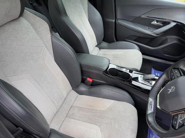 Peugeot E-2008 50kWh GT Auto 5dr