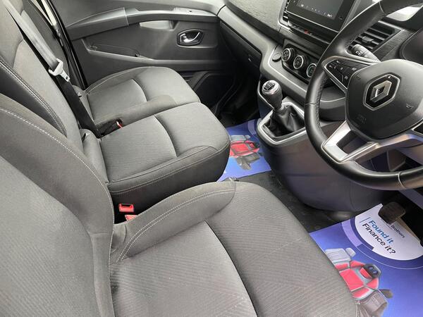 Renault Trafic 2.0 dCi Blue LL30 Sport L2 H1 Euro 6 (s/s) 5dr