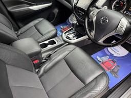 Nissan Navara 2.3 dCi N-Guard Auto 4WD Euro 6 4dr at 3th