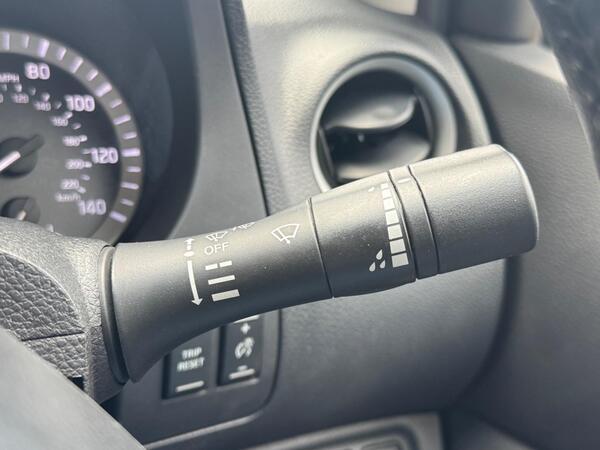 Nissan Navara 2.3 dCi Tekna 4WD Euro 5 4dr