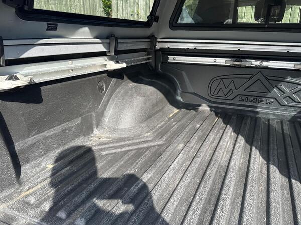 Nissan Navara 2.3 dCi Tekna Auto 4WD Euro 6 4dr