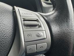 Nissan Navara 2.3 dCi Tekna Auto 4WD Euro 6 4dr at 24th