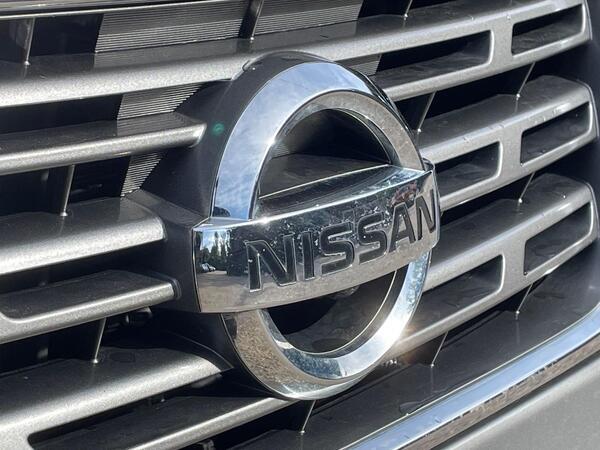 Nissan Navara 2.3 dCi Tekna 4WD Euro 6 (s/s) 4dr
