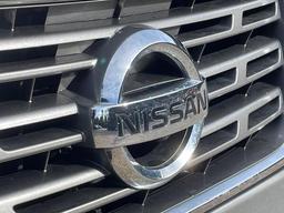 Nissan Navara 2.3 dCi Tekna 4WD Euro 6 (s/s) 4dr at 32th