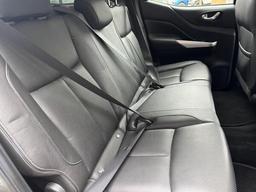 Nissan Navara 2.3 dCi Tekna Auto 4WD Euro 6 4dr at 36th