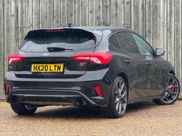 Ford Focus 2.3T EcoBoost ST Euro 6 (s/s) 5dr at 3th