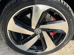 Volkswagen Golf 2.0 TSI GTI Performance DSG Euro 6 (s/s) 5dr at 30th