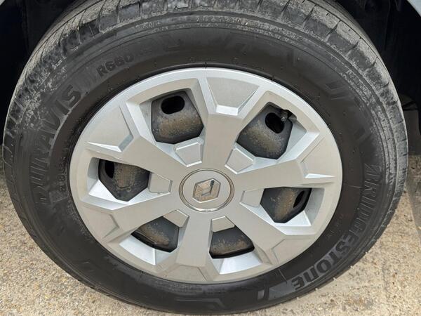 Renault Trafic 2.0 dCi Blue SL28 Business+ L1 H1 Euro 6 (s/s) 5dr