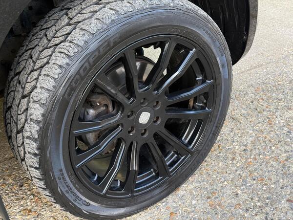 Nissan Navara 2.3 dCi Tekna Auto 4WD Euro 6 4dr