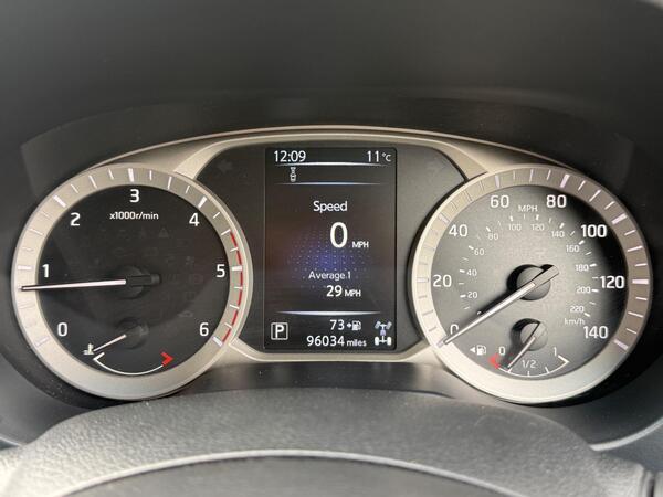 Nissan Navara 2.3 dCi Tekna Auto 4WD Euro 6 4dr
