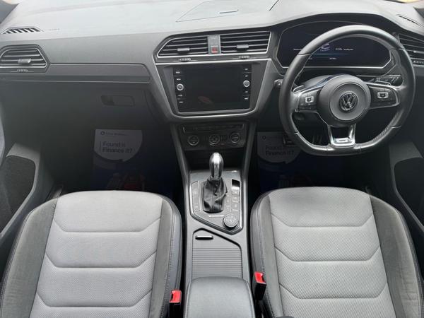 Volkswagen Tiguan 2.0 TDI R-Line DSG 4Motion Euro 6 (s/s) 5dr
