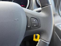 Renault Trafic 2.0 dCi ENERGY 28 Black Edition EDC SWB Standard Roof Euro 6 (s/s) 5dr at 30th