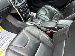 Volvo V40 2.0 D3 R-Design Edition Auto Euro 6 (s/s) 5dr at 6th