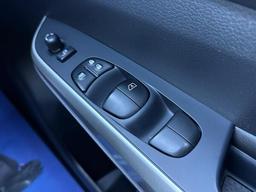 Nissan Navara 2.3 dCi N-Guard Auto 4WD Euro 6 4dr at 27th