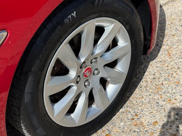 Jaguar XF 2.0d R-Sport Auto Euro 6 (s/s) 4dr
