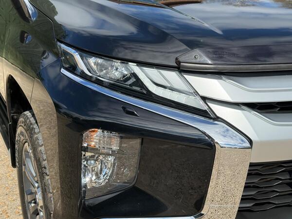 Mitsubishi L200 2.2 DI-D DC Barbarian 4WD Euro 6 (s/s) 4dr