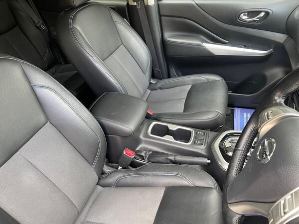 Nissan Navara 2.3 dCi N-Guard Auto 4WD Euro 6 4dr