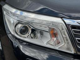 Nissan Navara 2.3 dCi Tekna 4WD Euro 5 4dr at 41th