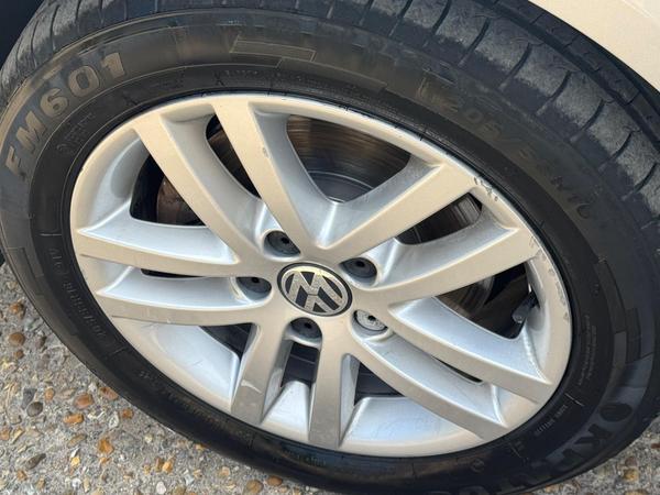 Volkswagen Touran 1.6 TDI SE Euro 5 5dr