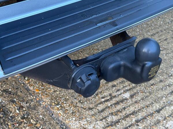 Fiat Fullback 2.4D LX Auto 4WD Euro 6 4dr (Euro 6)