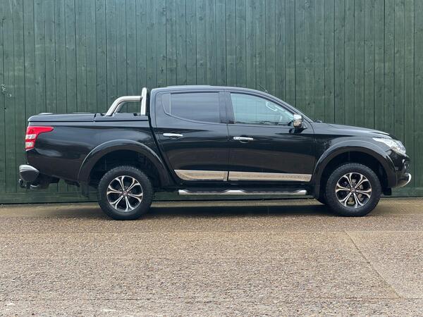 Fiat Fullback 2.4D LX Auto 4WD Euro 6 4dr (Euro 6)