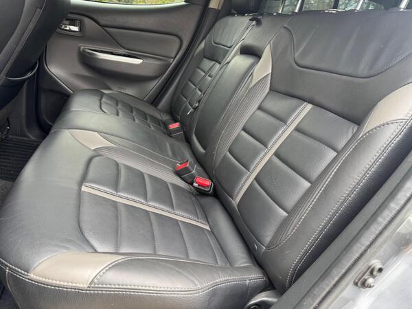 Mitsubishi L200 2.4 DI-D DC Barbarian Auto 4WD Euro 6 4dr